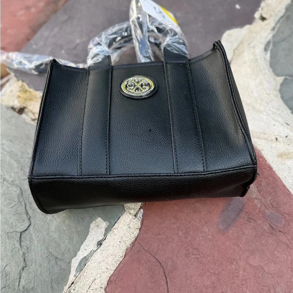 Christian Lacroix Black Crossbody Bag - Picture 2 of 6